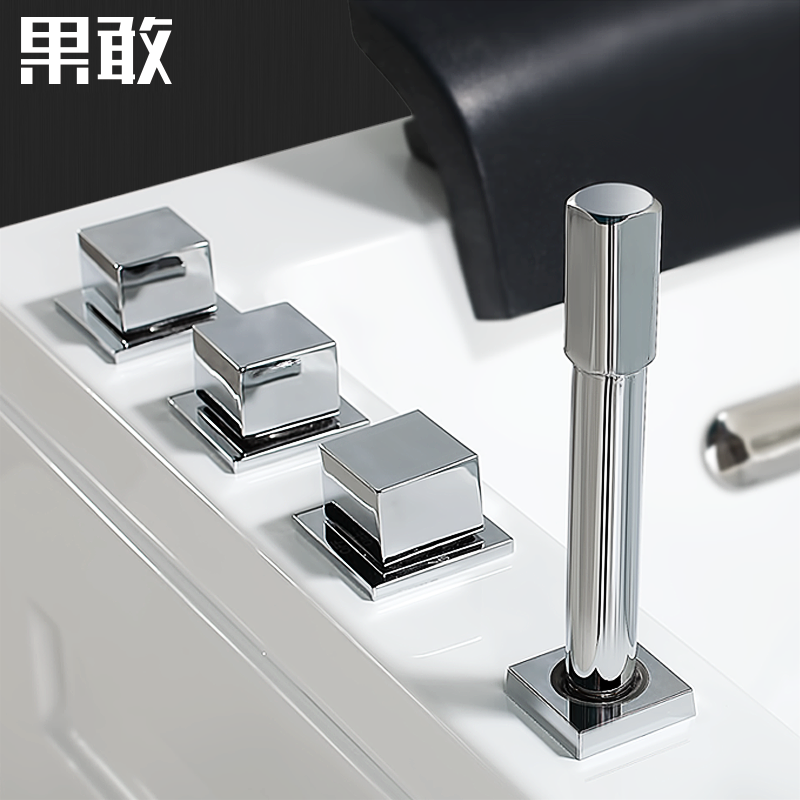 ������ԡǶ��ʽ˫�˳��˰�Ħ�ǿ���ԡ��710