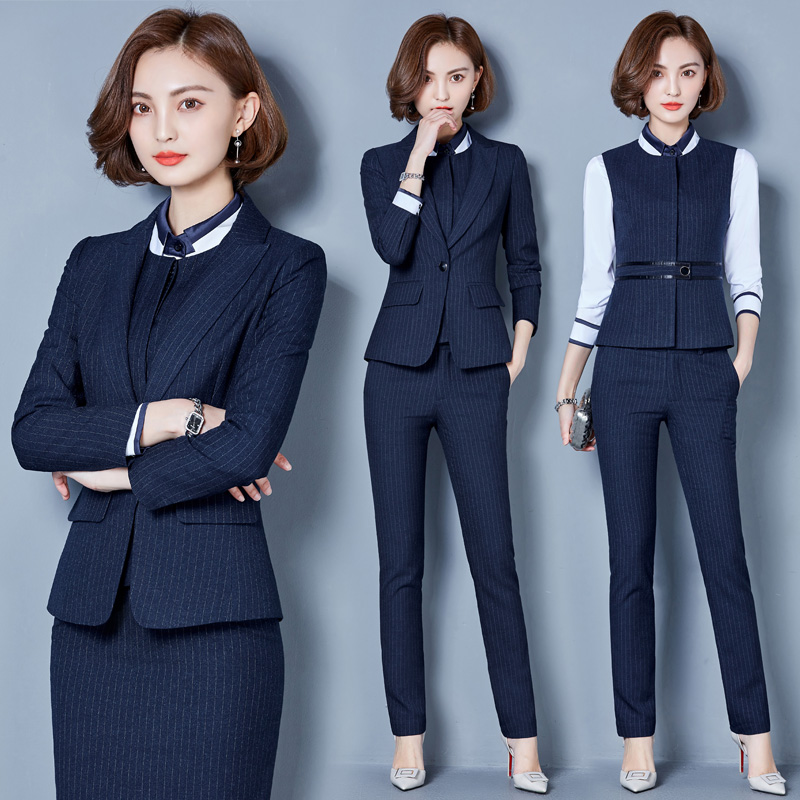 Tailleur femme - Ref 3244584 Image 1