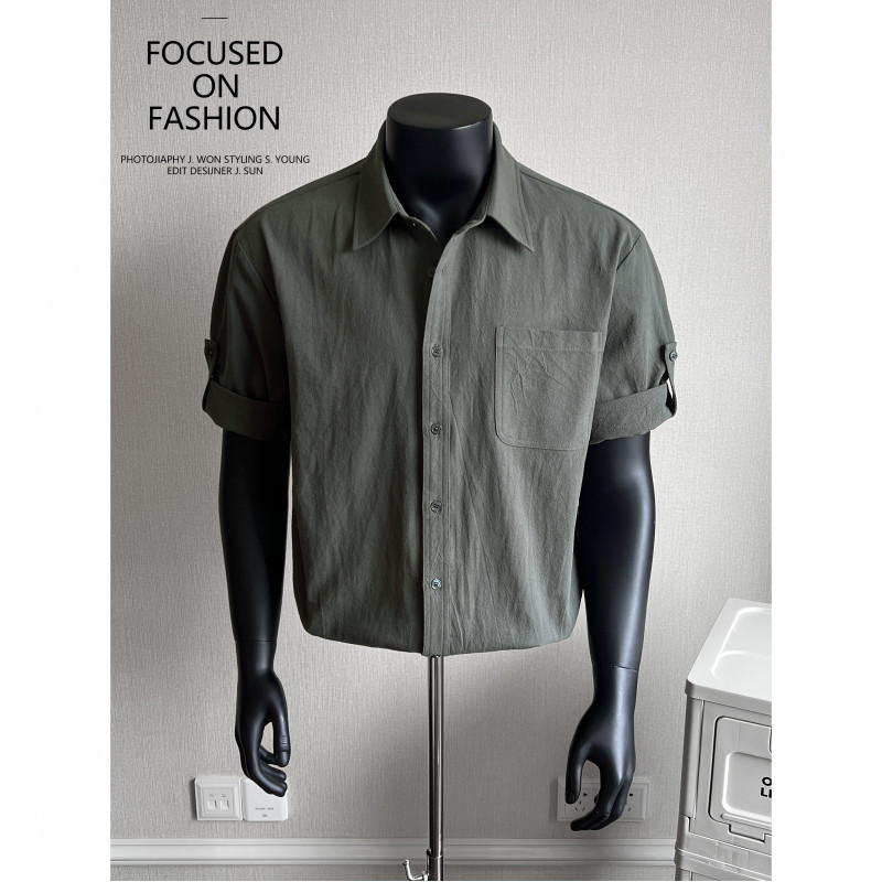 Handsome Pure Cotton Short-Sleeved Shirt for Men, Loose Textured Pleated Summer Design, Lapel Casual Solid Color Breathable Shirt