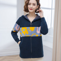 Young mother spring and autumn coat middle-aged womens clothing 2021 New early autumn thin model wearing hooded foreign style jacket