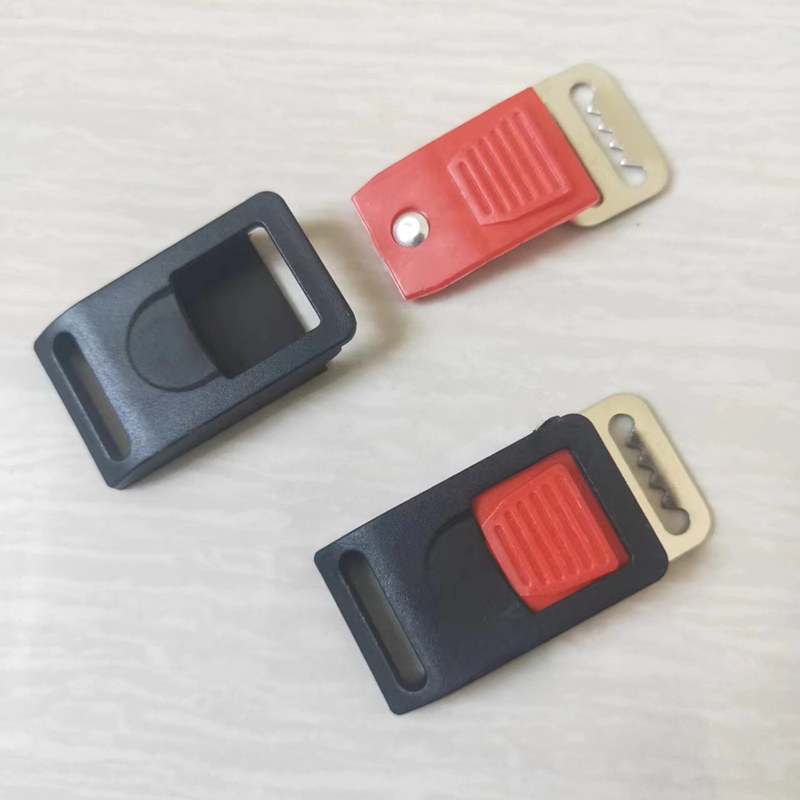 电动摩托车头盔扣插扣安全帽卡扣插销下巴扣子电瓶车头盔配件通用