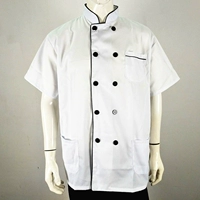 С коротким рукавом черного края