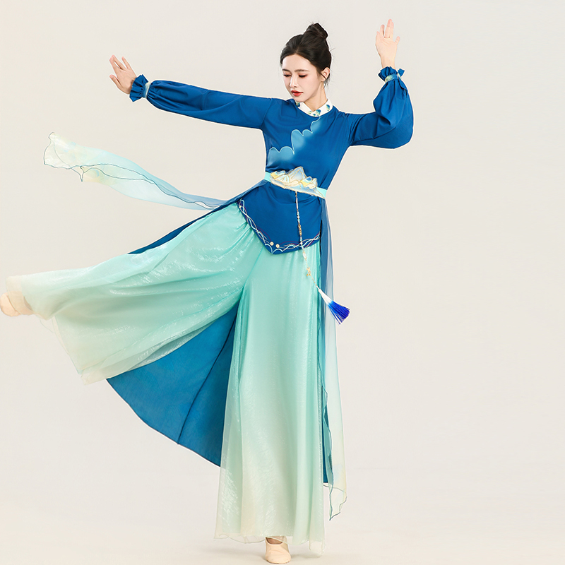 Qianli Jiangshan Tu Hanfu, Only This Green and Blue Classical Dance Performance Costume for Women, with a Flowing Large Skirt, Chinese Ancient Style Performance Outfit