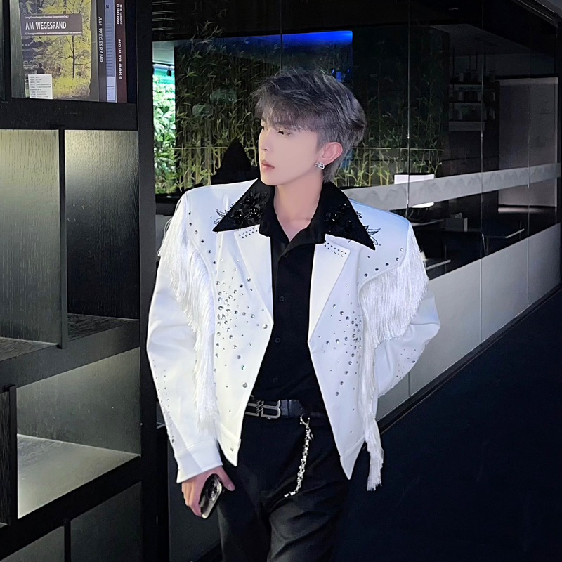 Yifan White Lapel Jacket for Men with Heavy-Duty Tassel and Rhinestone Design, Trendy Men's Personalized Stage Style Performance Jacket