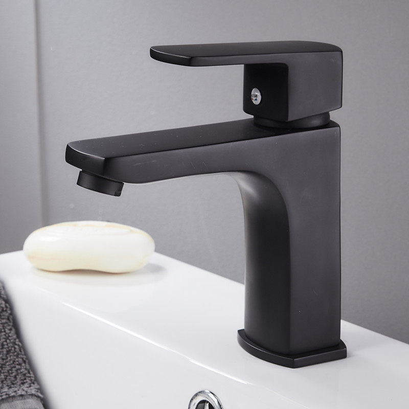 European-style copper retro black toilet Basin basin basin bathroom cabinet cooling and hot tap household