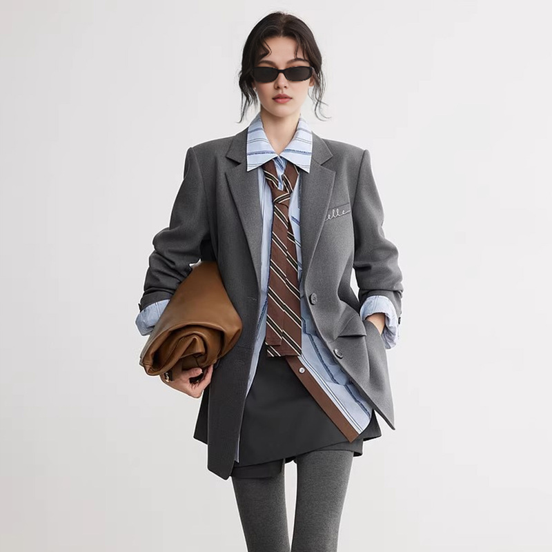 High-End Gray Blazer for Women 2026 Spring New Style Casual Loose Commuter Suit Fashion Women's Style