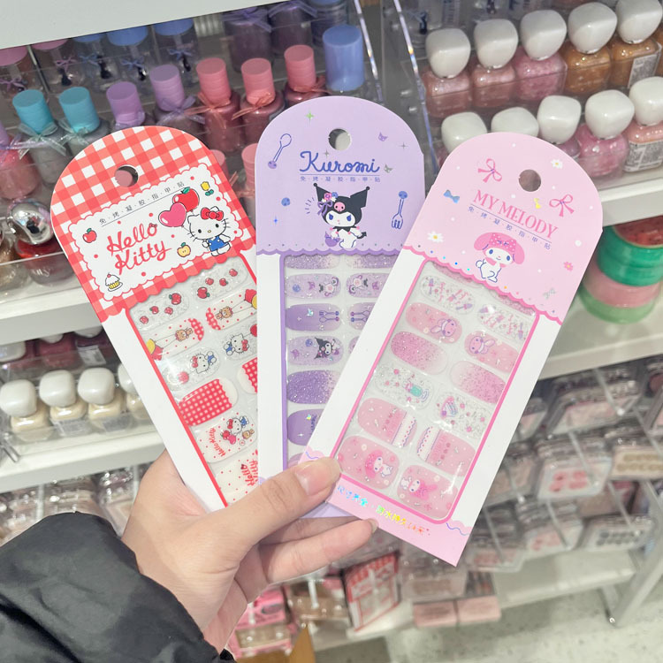 Miniso Sanrio Family Series 16 Finger No-Bake Gel Nail Stickers Removable at Any Time Nail Art