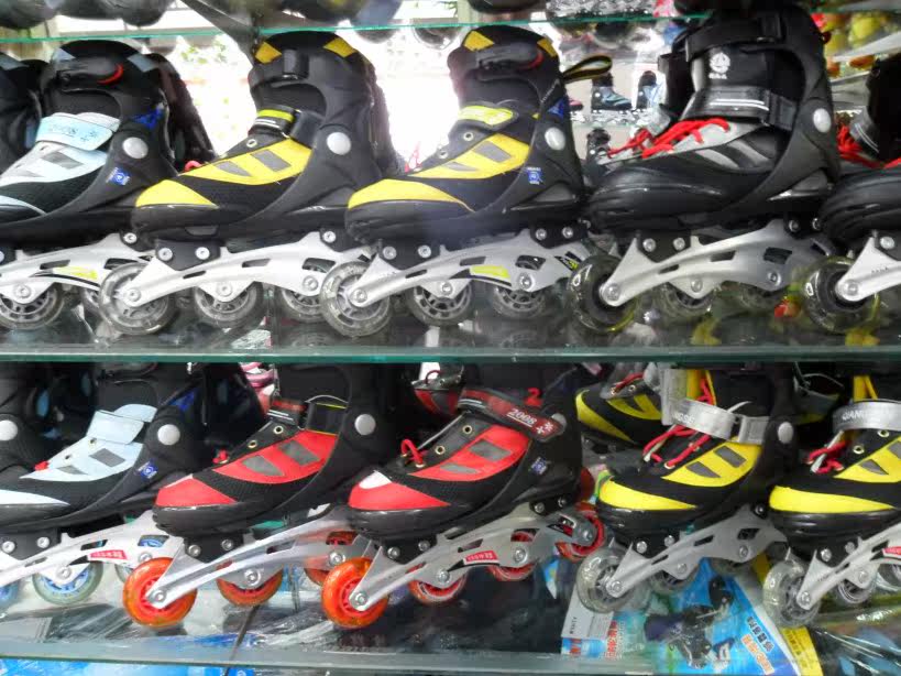 Patins à roulettes - Ref 2582754 Image 38