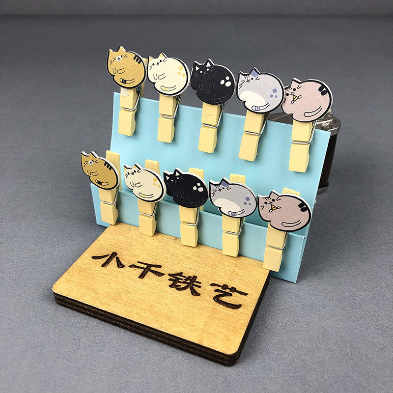Color wooden clip in simple cartoon linen photo wall wooden convenience stick message clip photo clip wall hanging wall