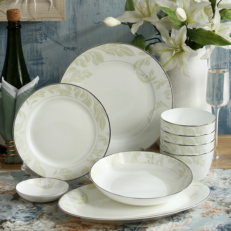 Dishes suit household European jobs Jin Bianjing ceramic bowl Korean 56 skull porcelain plate gift packages