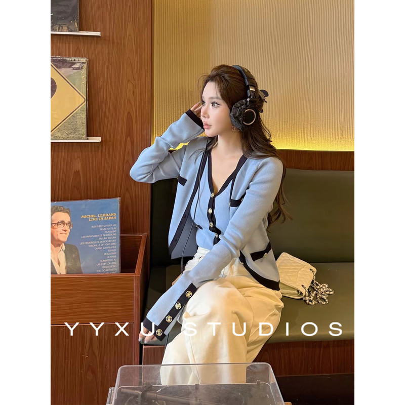 Xu Yuanyuan【Quantum Love Letter】Chanel-Style Suit for Women, Gold Buckle Jacket and Camisole Two-Piece Set # Tz0985 Xu Yuanyuan【Quantum Love Letter】Chanel-Style Suit for Women, Gold Buckle Jacket and Camisole Two-Piece Set # Tz0985