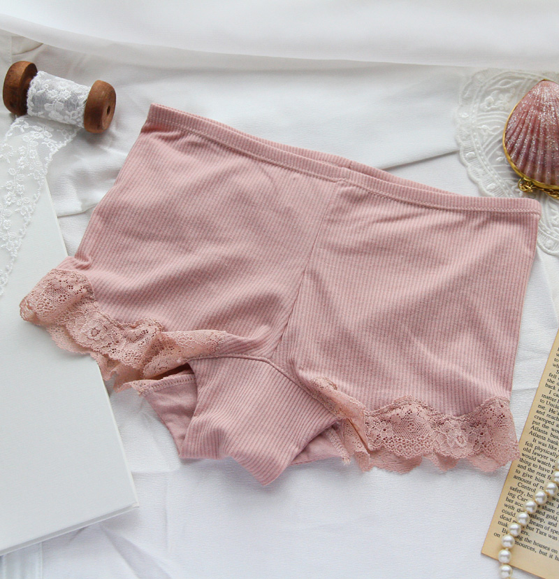 Winter Almond Sữa Gentle Cream Lace Trim Cotton Boxer Đồ lót nữ 155 quần lọt khe nam