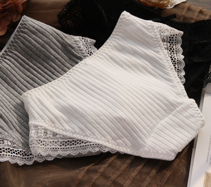 Ngày dã ngoại ~ Cotton 斯 斯 Đầm cotton trắng ren bên Nhật Bản Kích thước lớn Quần lửng hình tam giác Quần lót bé gái 001 quan lot