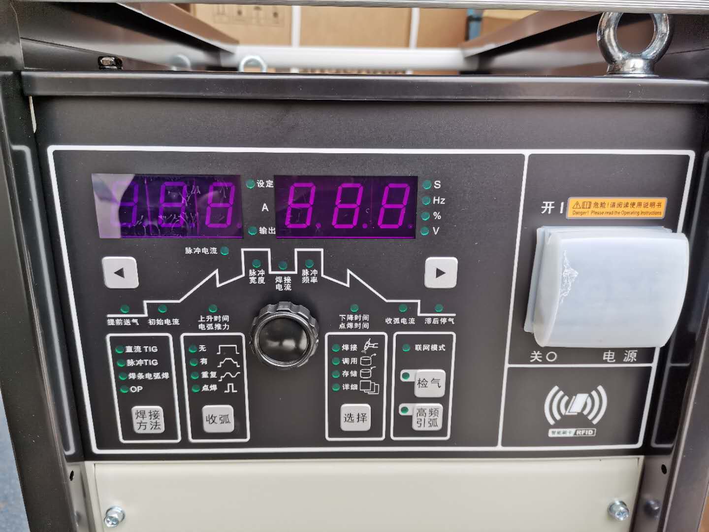 Panasonic DC pulse 380V industrial argon arc welding machine YC-400TX4HGE Panasonic welding machine YC-400TX