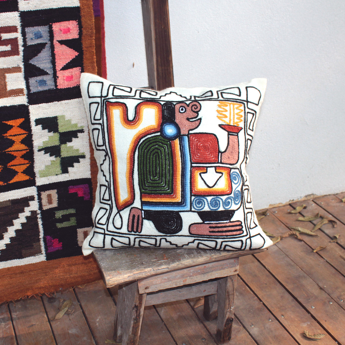 Hand Embroidered Peru manual embroidery Maya Totem South American style pillow pillow pillow