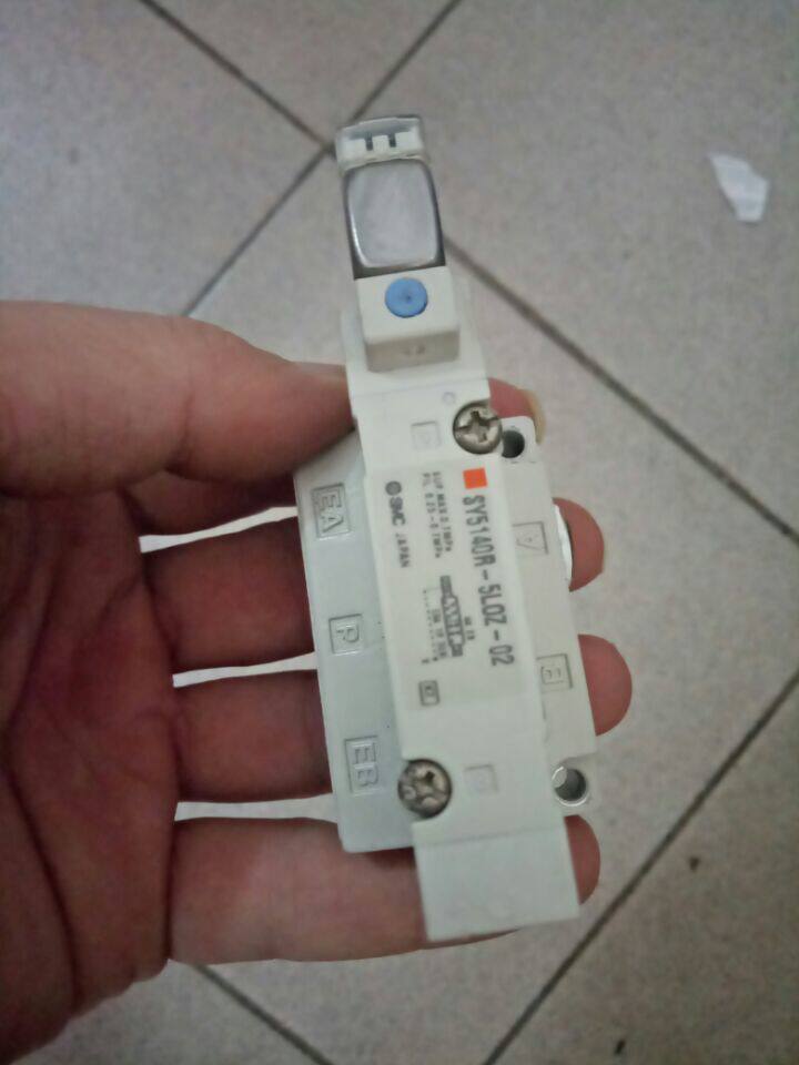 SMC SY5140R-5LOZ-02 SY5240-5DZ 5LZE SY5140-5DZ 5LZ 5MZ