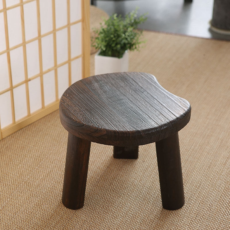 Crescent stool round wooden stool changing shoes stool Japanese style home bench three-legged mini small wooden dwarf stool children solid wood tea table stool-Taobao
