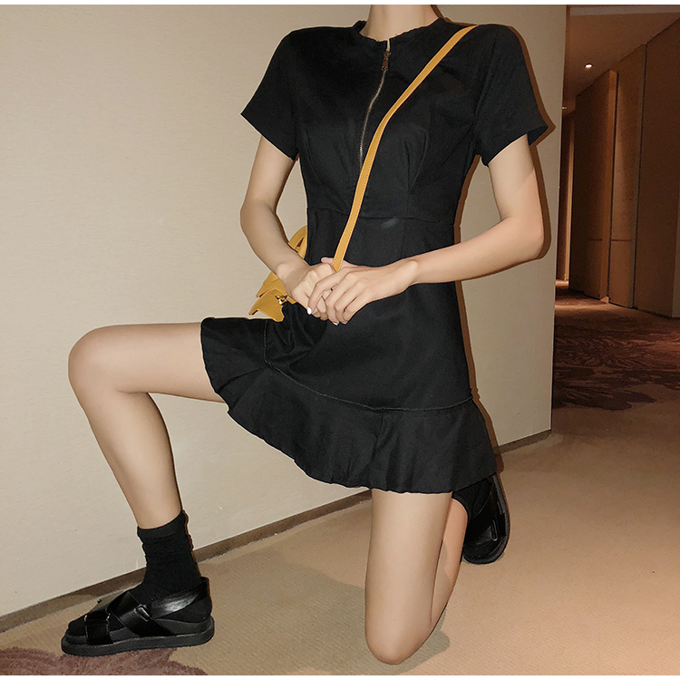 VK旗艦店 韓系荷葉邊裙子氣質純色短袖洋裝