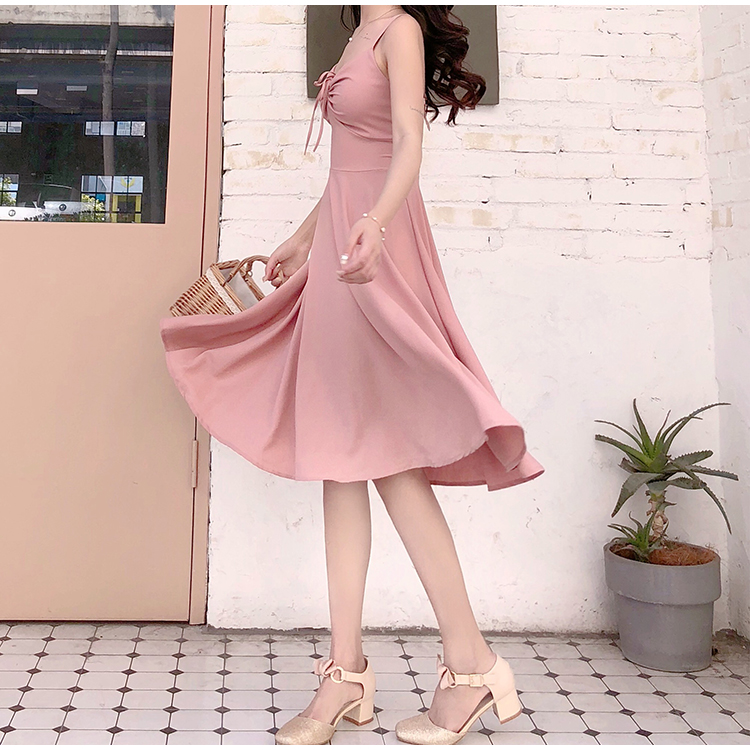 VK旗艦店 韓國風露肩收腰系帶修身性感吊帶無袖洋裝