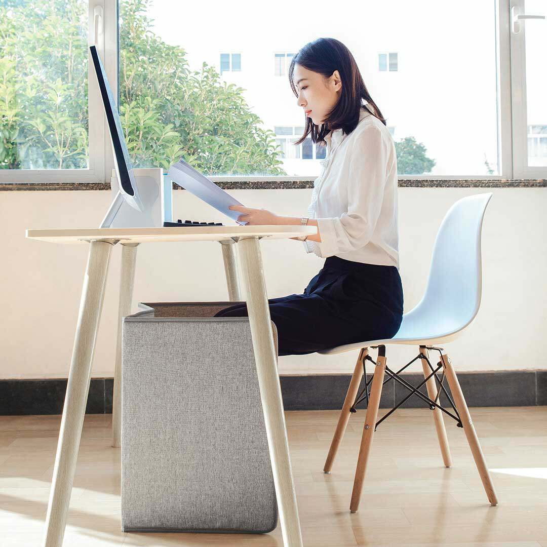 Qindao electric foot warm leg warm plate Leg warm artifact Electric office heating warm under the table heater