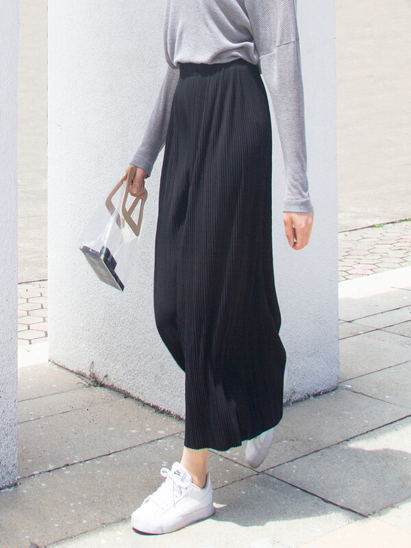 Spring and Autumn Skirt with Drapey Feel, Anti-Wrinkle Knit, Vertical Stripes, Slit, Elastic, Slimming, Bodycon, Straight Skirt, Long Skirt