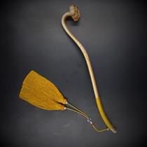 Charming Cherishing Things and National Style imitation Ming style Ruyi hand-held Hanfu accessories and ornaments study tripod mahogany