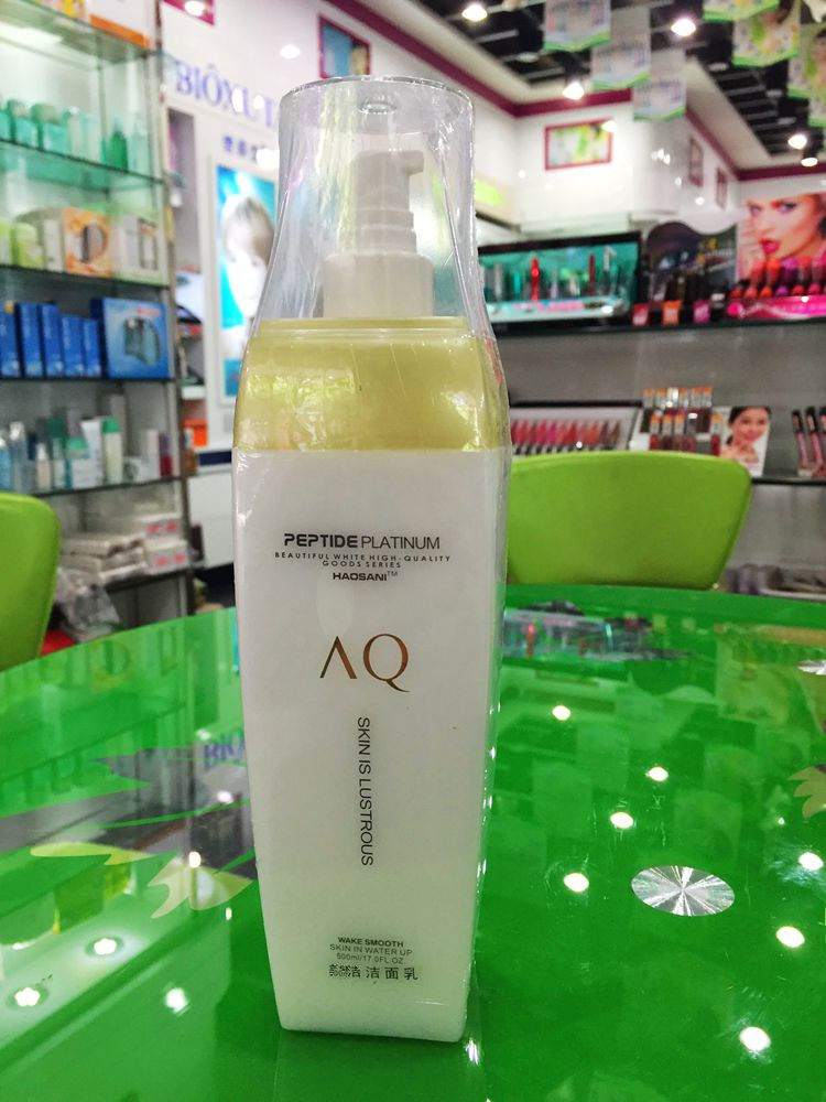 Beauty salon outfit Haoshani peptide platinum series brightening facial cleanser HAOSANI facial cleanser 500ml