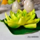 Lotus 29 см (зеленый, монетный, содержит листья) (пятно)