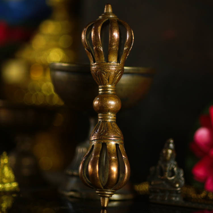 The Qingzang District Old Law Instrumental Dorji Diamond Pestle Big Beauty Rare Lema Bronze Support Real and Auspicious Antique