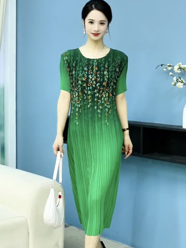 New Pleated Dress for Women, Summer Lightweight Style, Fashionable Printed Soft Pleated Skirt, Slimming Mid-Length Skirt for Women