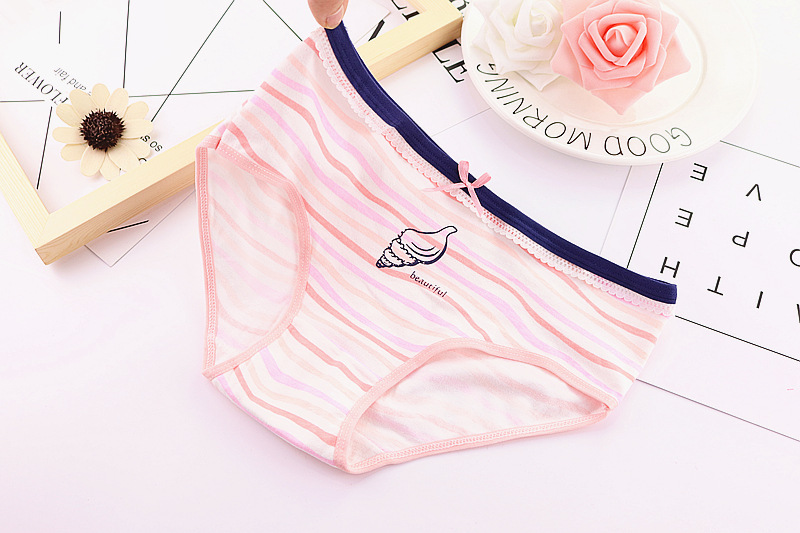 Đồ lót của phụ nữ phụ nữ 100% cotton 裆 bông sinh viên sexy trung eo ren cô gái tóm tắt liền mạch bán buôn