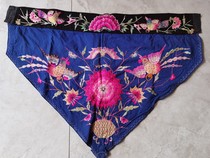 Pin Peach Triangle Embroidered Old Embroidered and old embroidered minority handicraft Miao ethnic and old broidered Xiang embroidery