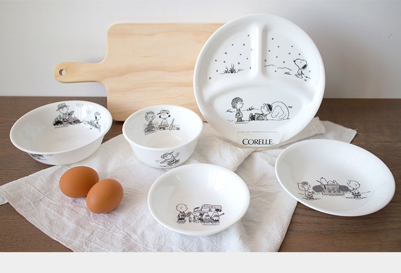 Nhập khẩu chính hãng Hoa Kỳ Corning snoopy Snoopy bộ đồ ăn trẻ em nhiệt độ cao đĩa đơn đĩa - Đồ ăn tối muỗng ăn cơm