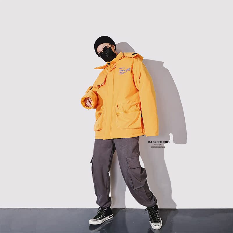 Áo khoác mùa đông 2018 quốc triều quần áo cotton đường phố cao cấp nhiều túi hip-hop vài chiếc mũ trùm đầu nam và nữ lỏng lẻo áo khoác nam trung niên