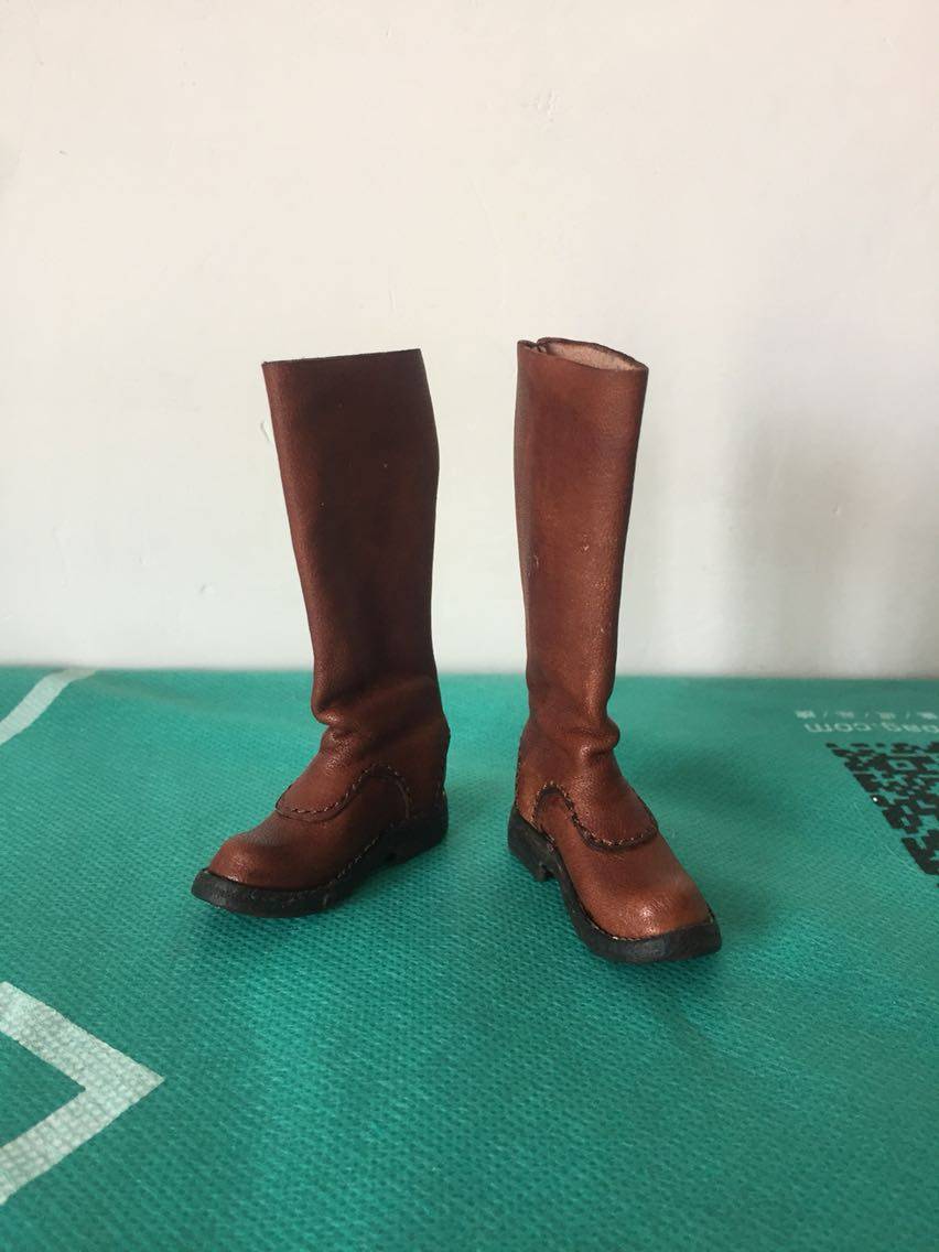 1 6 b13 DEER HEAD BOOTS