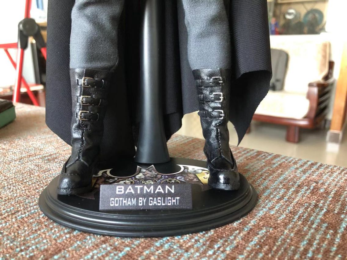 1:6 Batman Boots