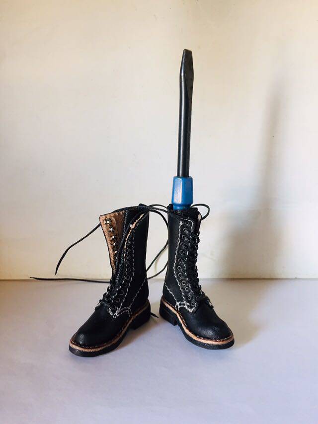 1: 6 World War II German paratrooper boots Custom Soldiers Boots