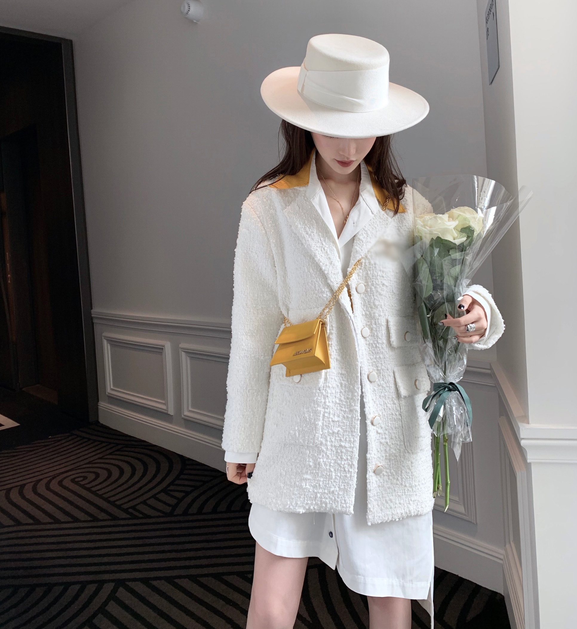 (5 fold clear cabin) Rich family coco lady with small fragrant wind name Yuanyu Fumei 100 hitch Classic white coat jacket