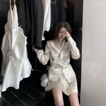 CHICYOU EXPENSIVE GIRLY WIND SPARKLING JACQUARD DETACHABLE Crossband BLACK MONEY GOLD SUIT Skirt Suit