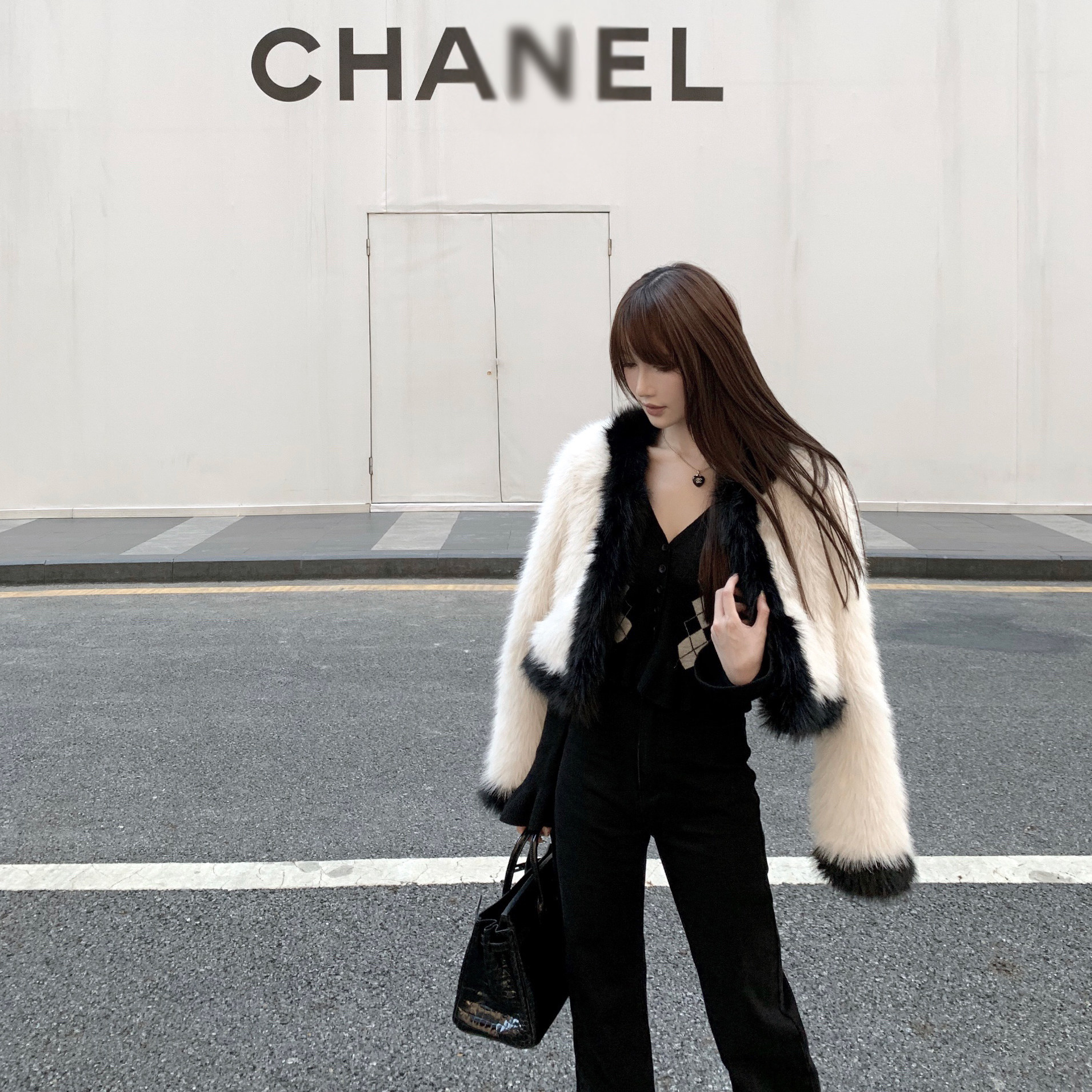 CHICYOU self-leaving new small fragrant white black side hit with fox fur imitation leather grass conspicuy jacket blouse