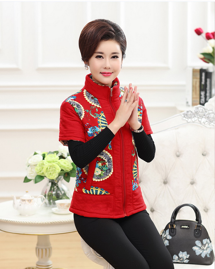 Quần áo vest nữ trung niên vest mùa thu và mùa đông cotton quần áo trung niên xuống cotton nửa tay áo vest vest cotton thoi trang cong so