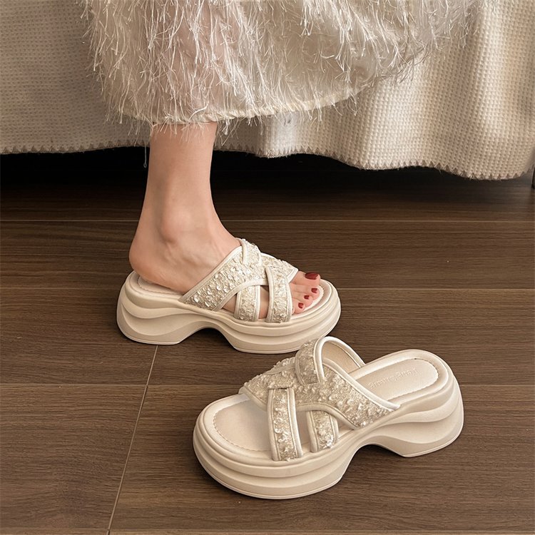 Fashionable and Versatile Slip-On Sandals for Women, Suitable for Outdoor Wear, 2026 Spring New Model, Thick-Soled Sandals with Sequins, High-End Casual Sandals