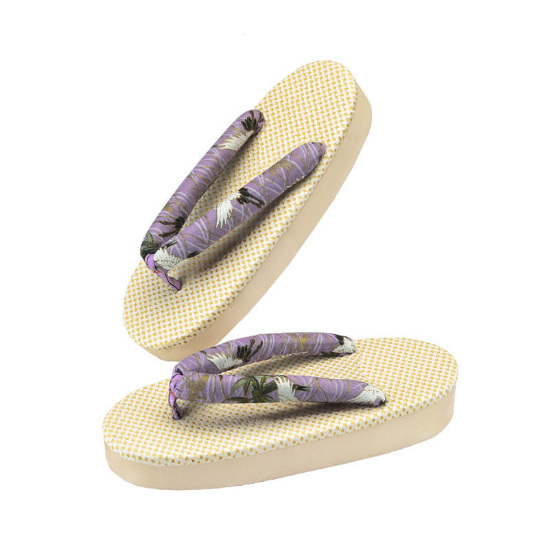 Japanese-Style Straw Sandals, Imitation Clogs, Soft-Soled Thick-Soled Shoes for Photo Shoots, Cosplay, Travel Photography, Kimono Clogs, Sandals, and Slippers