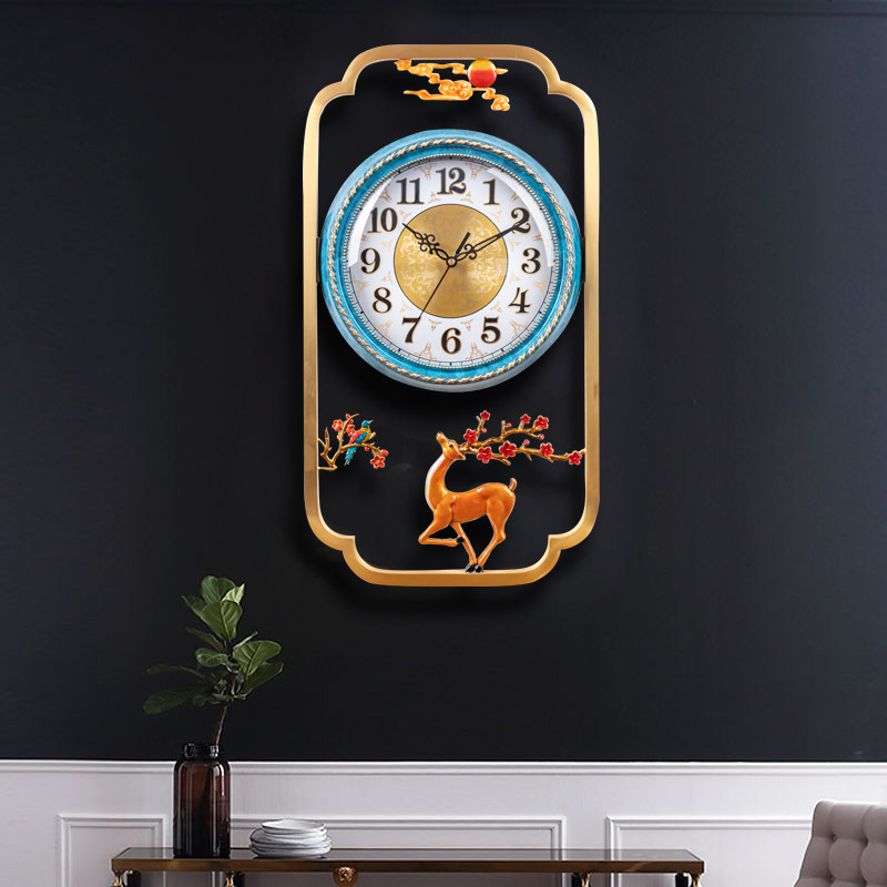 Townhouse pure copper wall clock living room New Chinese silent watch household light luxury decoration clock fashion atmospheric quartz clock