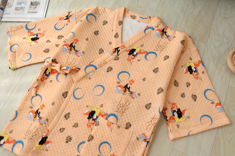 Áo khoác kimono nam Nhật Bản yukata của phụ nữ mùa thu và mùa đông có đệm lót dịch vụ gia đình và gió với bộ đồ ngủ bộ đồ mặc nhà mùa hè