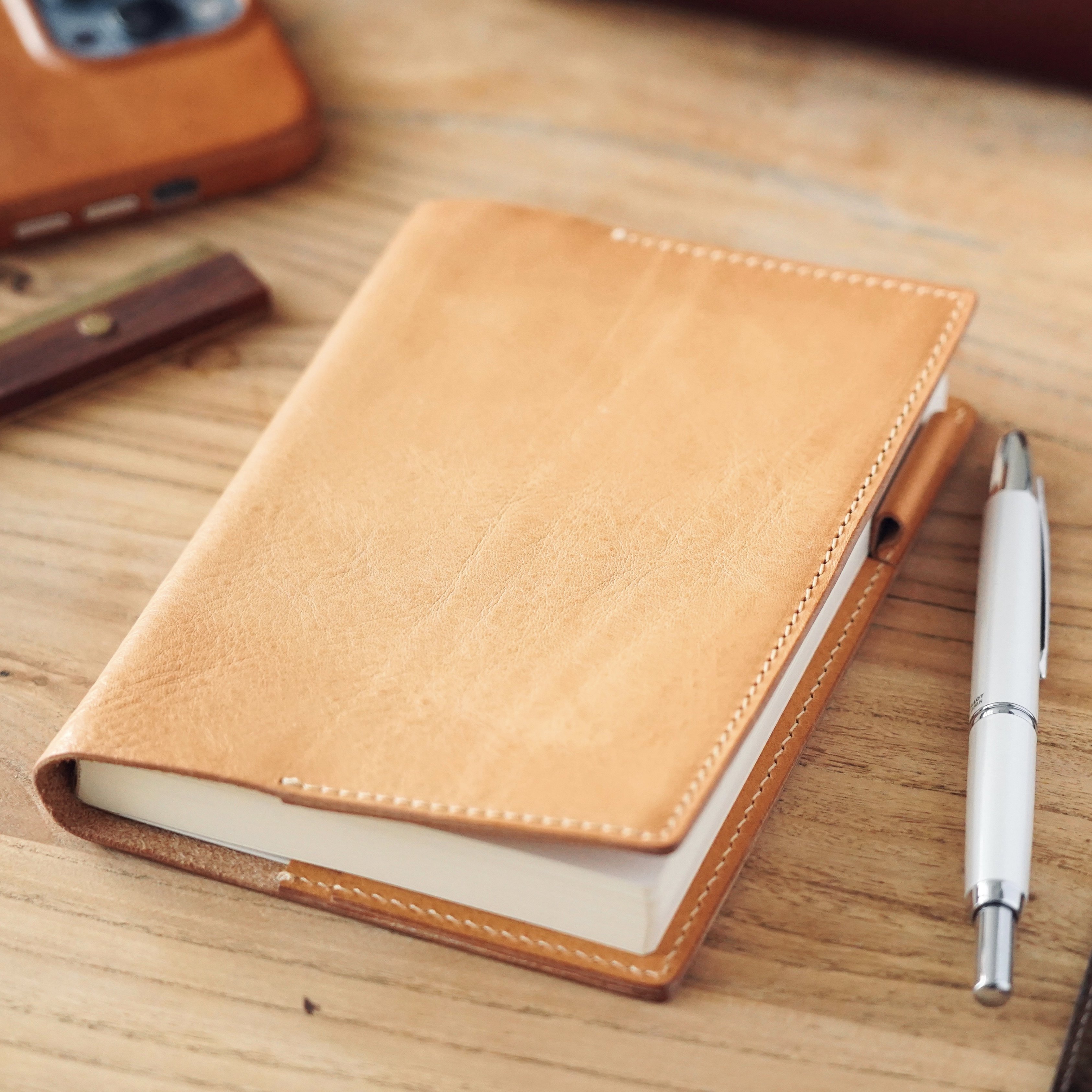 Wuzhi WUZHI® Pocket Book Clothes HOBO Yubai Thickened Leather A6A5 Notebook 5 Years Italian Cowhide