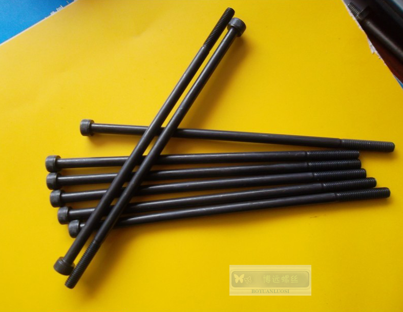 Extra-long 12 9 grade high strength inner hexagonal screw cup head cylindrical head inner hexagonal bolt M6 * 210