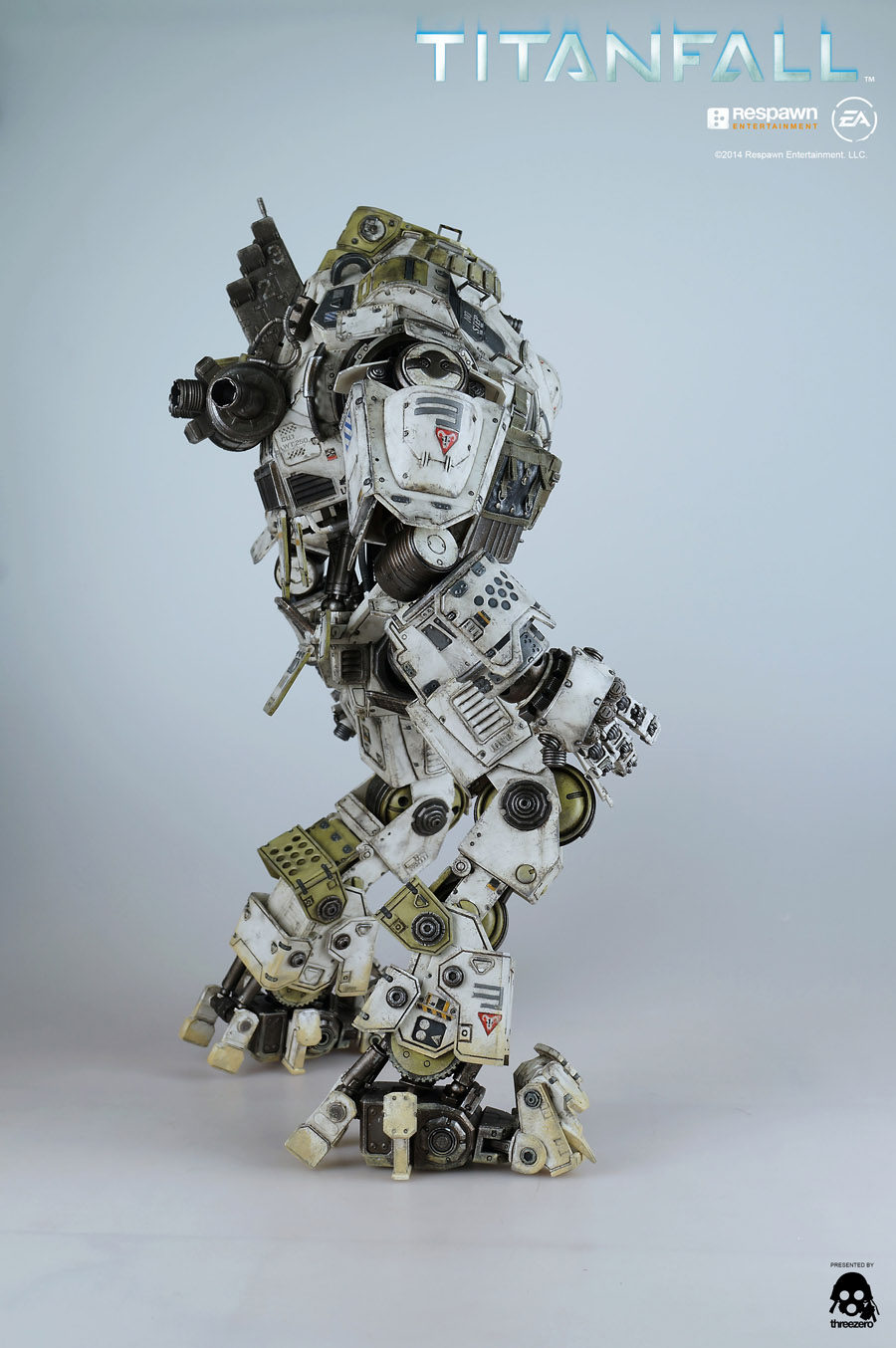 ThreeZero Titanfall Atlas & Amp Pilot Figure Collectibles 1/12