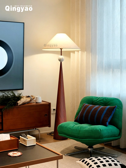 Qingyao Qingyao Vintage-Style Floor Lamp, Super Beautiful, High-End and Artistic Atmosphere Lamp for the Living Room Next to the Sofa