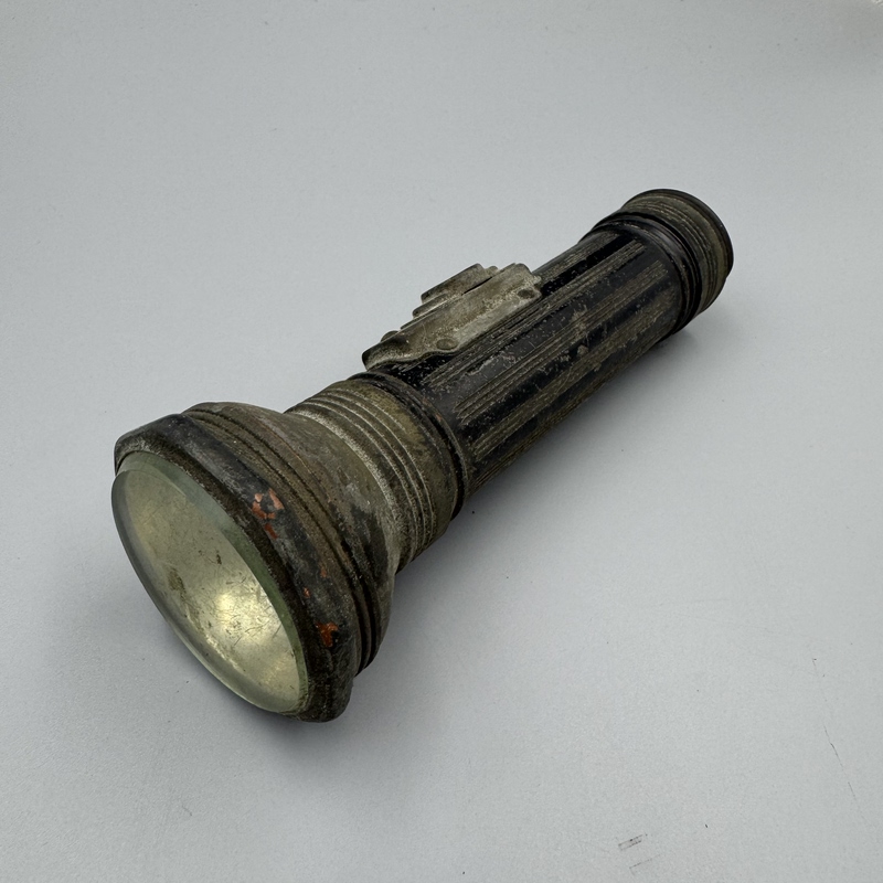 Authentic Old Items from the Republic of China Period, Small Flashlight, Lighting Lamp, Antique Collectibles, Nostalgic Decoration, Cannot Be Used